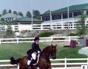 Amanda Barr and Roma at the 2000 North American Young Riders Championships :: Photo © Mary Phelps