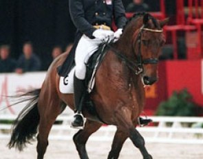 Arjen Teeuwissen and Goliath T at the 2000 CDI-W Paris :: Photo © Dirk Caremans