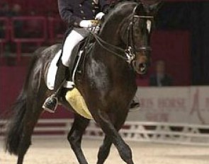 Stefan Peter aboard Acartenango at the 2001 CDI-W Paris :: Photo © Dirk Caremans