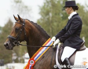 Nicolet van Lierop and Rousseau winning the 2002 Pavo Cup Finals :: Photo © Dirk Caremans