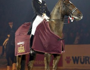 Ulla Salzgeber wins the 2002 World Cup Finals :: Photo © Dirk Caremans