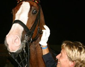 Nadine Capellmann and her 2002 World Champion Farbenfroh :: Photo © Dirk Caremans