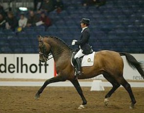Jeannette Haazen and Rockefeller van de Zelm at the 2002 Zwolle International Stallion Show :: Photo © Dirk Caremans