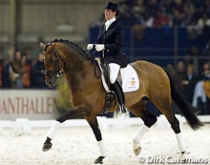 Nicolet van Lierop on Rousseau at the 2003 Stallion Competition Finals in Den Bosch :: Photo © Dirk Caremans