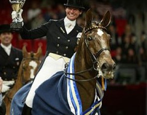 Ulla Salzgeber wins the 2003 World Cup Finals :: Photo © Dirk Caremans
