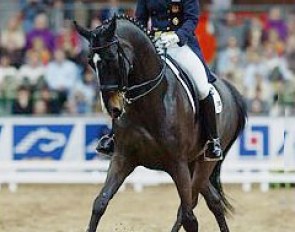 Isabell Werth and Antony FRH at the 2003 World Cup Finals :: Photo © Dirk Caremans