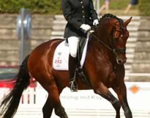 Nicolet van Lierop on Hilltop Rousseau at the 2003 World Young Horse Championships :: Photo © Dirk Caremans