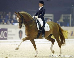 Emma Hindle and Wie Weltmeyer at the 2003 Zwolle International Stallion Show :: Photo © Dirk Caremans