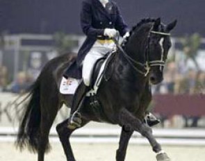 Imke Schellekens-Bartels and OO Seven at the 2003 Zwolle International Stallion Show :: Photo © Dirk Caremans