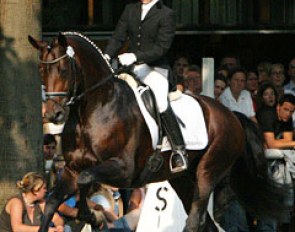 Jana Freund on Lord Loxley :: Photo © Astrid Appels