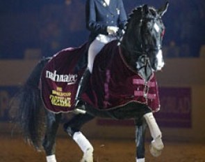 Anky van Grunsven and Salinero at the 2004 CDI-W 's Hertogenbosch :: Photo © Dirk Caremans
