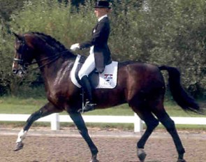 Petra van Esch on Sultano