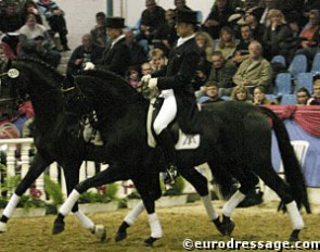Anja Engelbart on Sir Donnerhall and Ulf Möller on Sandro Hit in a pas de deux