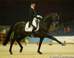 Imke Schellekens on OO Seven :: Photo © Dirk Caremans