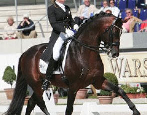 Fie Skarsoe and Gestut Wiesenhof's Munchhausen at the 2005 CDIO Aachen :: Photo © Astrid Appels