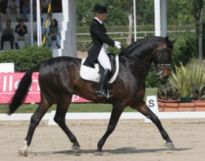 Tatiana Miloserdova on Wat a Feeling at the 2005 CDI Lisbon
