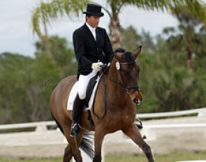 William "Bill" McMullin on Leiden at the 2005 Palm Beach Dressage Derby :: Photo © Phelpsphotos.com