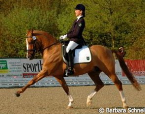 Bernice Hoogen on Dornik Double