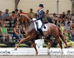 Heike Kemmer and Bonaparte win the 2006 German Championships in Munster :: Photo © Barbara Schnell