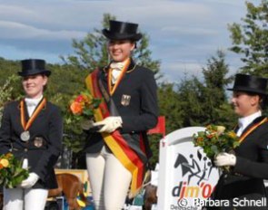 Junior Podium: Verena van der Linde - Mitchell (Silver), Miriam Maurer/Quickfire (Gold), Victoria Michalke / Rubioso N (bronze).