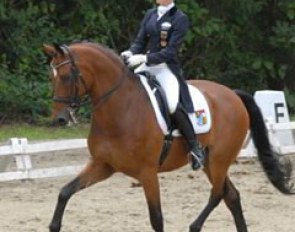 Jessica Werndl on Dinaro