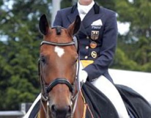 Jessica Werndl on Dinaro