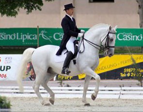 Igor Maver and Favory Canissa XXII at the 2006 CDI-W Lipica :: Photo © Jana Kozamernik