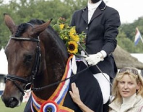 Majke van Grasstek and Pavo Cup winner Santano