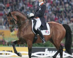 Edward Gal and Lingh at the 2006 World Equestrian Games :: Photo © Astrid Appels