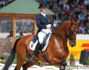 Isabell Werth is all smiles on Satchmo as she finishes her Kur at the 2007 CDIO Aachen :: Photo © Barbara Schnell