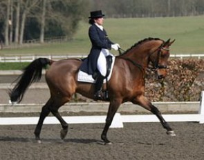 Julie Mommen on Nero de la Fazenda