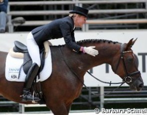 Helen Langehanenberg and Furst Khevenhuller win the 5-year old division at the 2007 Bundeschampionate :: Photo © Barbara Schnell
