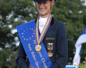 2007 European Pony Champion Louisa Luttgen :: Photo © Barbara Schnell