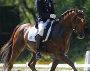 Swedish Marina Mattsson on Champagner