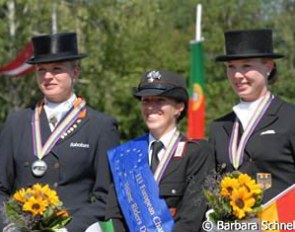 The Young Rider Kur podium: Schoots (silver), Truppa (gold), Schütte (bronze) :: Photo © Barbara Schnell