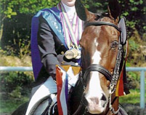 Chantal van Lanen and Beaujolais at the 2007 European Junior Riders Championships