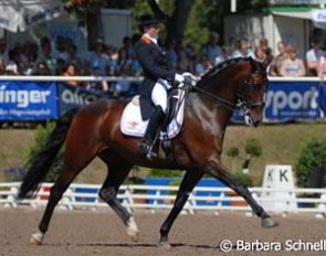 Chantal van Lanen on Beaujolais at the 2007 European Junior Riders Championships :: Photo © Barbara Schnell