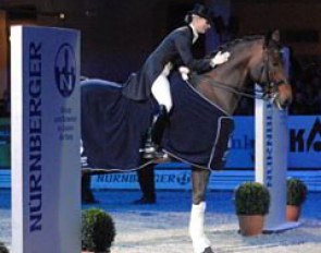 Victoria Max-Theurer and Augustin OLD win the 2007 Nurnberger Burgpokal Finals