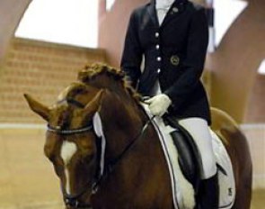 Last year Annabel Freunzen rode Dance of Joy (by Don't Worry) in the BuCha finals, this year, he's helping younger sister Michelle getting started in the pony scene.