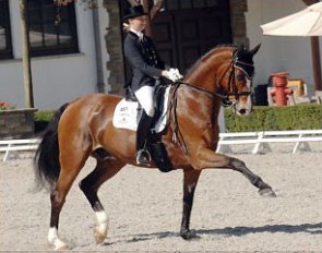 Sanneke Rothenberger and Paso Doble at the 2007 Preis der Besten Qualifier in Kronberg