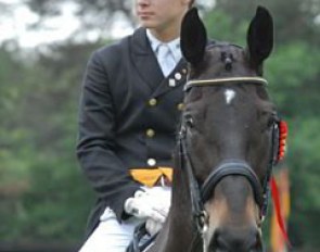 Tom Berg on Marion Engelen's Robin