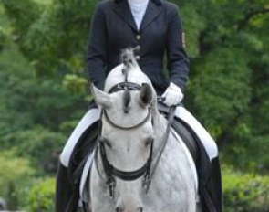 Laura Pytkowjat aboard the Oldenburg mare Royal Gala