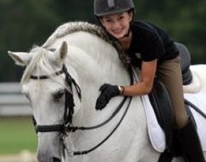Hannah Pierucci on Hampton Green Farm's Cosaco :: Photo © Phelpsphotos.com