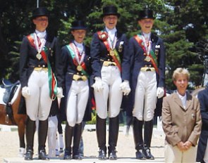 The gold medal winning German junior rider team: Thea Felicitas Müller, Louisa Lüttgen, Esther Rolfs, Sanneke Rothenberger, chef d'equipe Maria Schierhölter-Otto