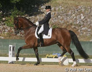 Sanneke Rothenberger on Paso Doble at the 2008 European Junior Riders Championships :: Photo © Paul van Oers