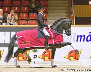 Edward Gal and Totilas win at the 2008 CDI Flyinge :: Photo © David Svensson