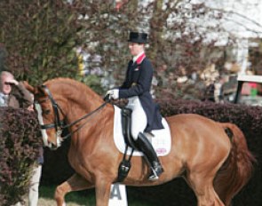 Laura Bechtolsheimer on Mistral Hojris at the 2008 CDI Hagen :: Photo © Astrid Appels