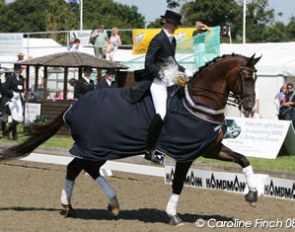 Para rider Sophie Wells on Touchdown