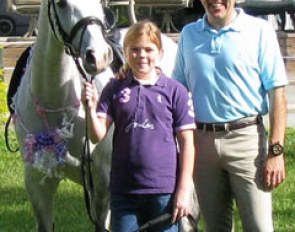 Cesar Parra with Bebe Davis and her pony Bodhjan