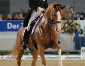 Hiroshi Hoketsu on Whisper